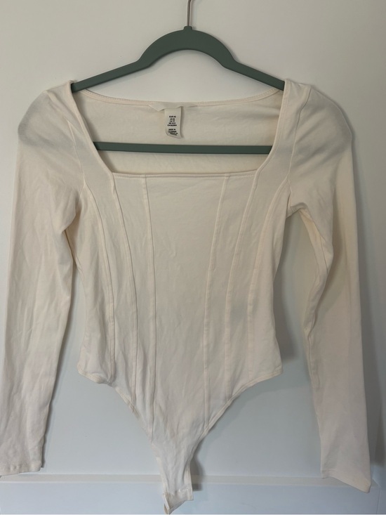 H&M Tops - H&M Cream Long-Sleeve Square-Neck Bodysuit - XS